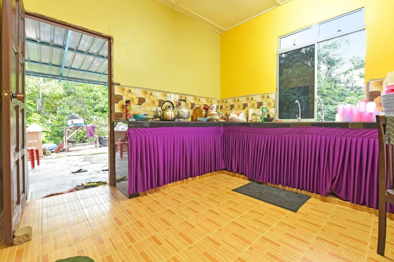 Dtahan Motel Taman Negara Куала-Таган Екстер'єр фото