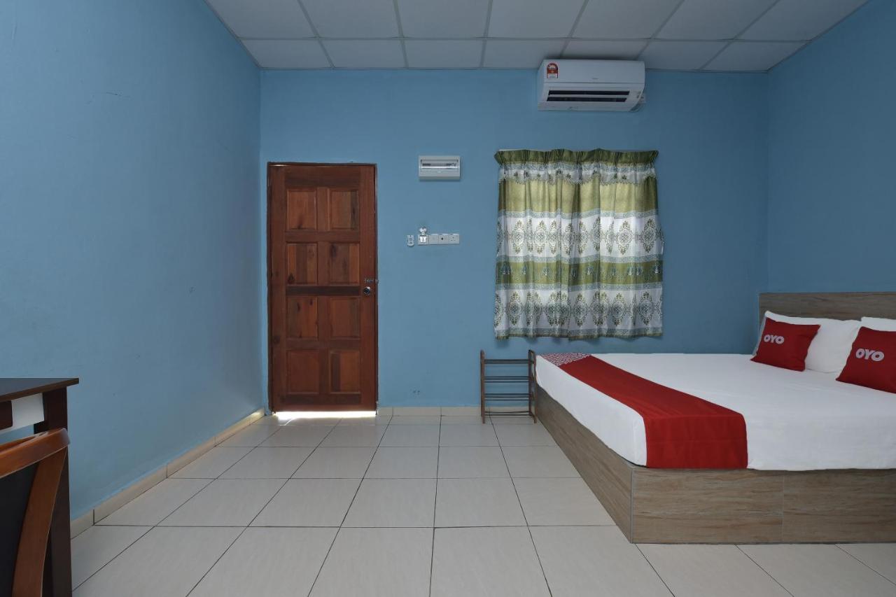 Dtahan Motel Taman Negara Куала-Таган Екстер'єр фото