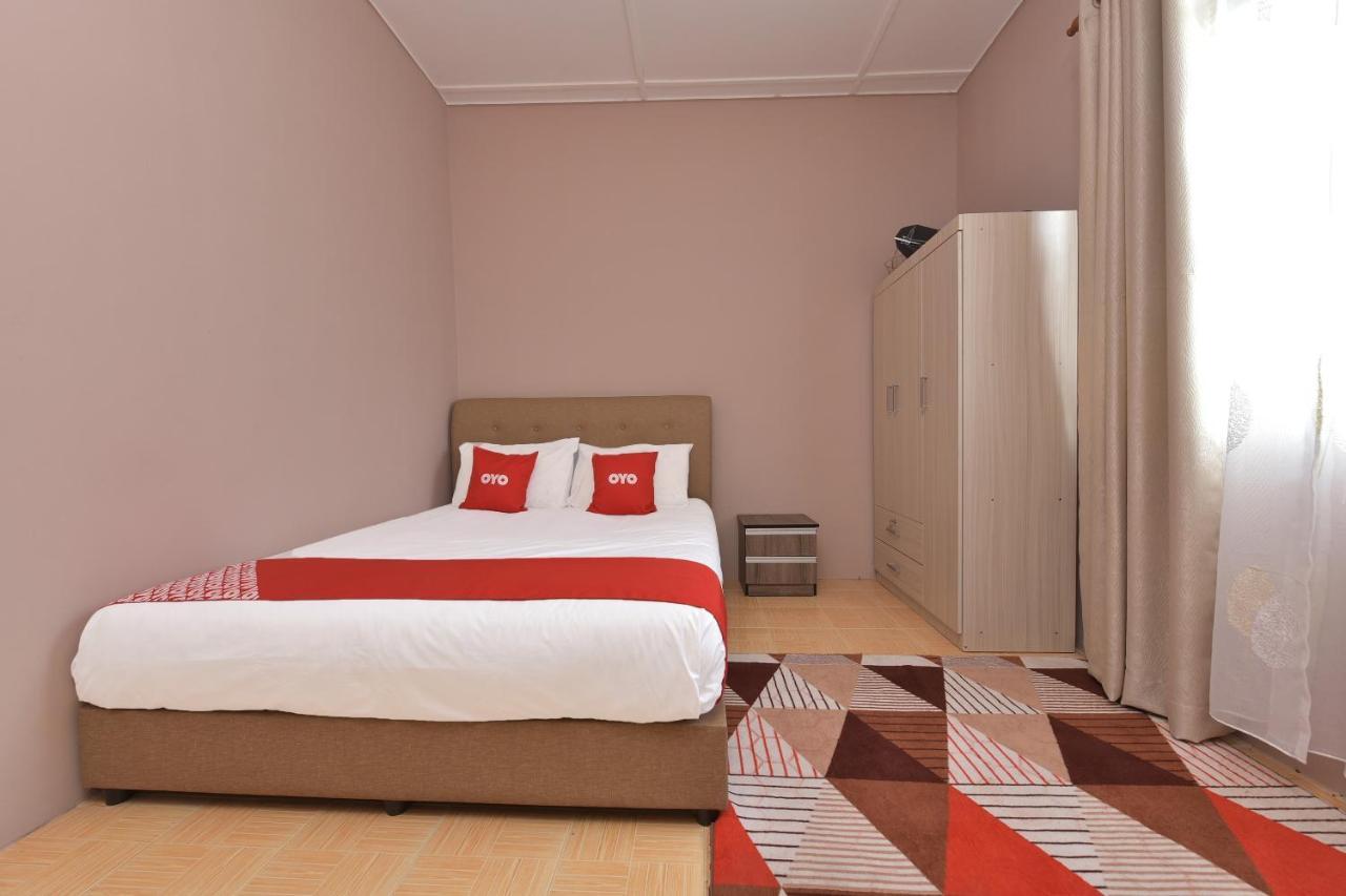 Dtahan Motel Taman Negara Куала-Таган Екстер'єр фото