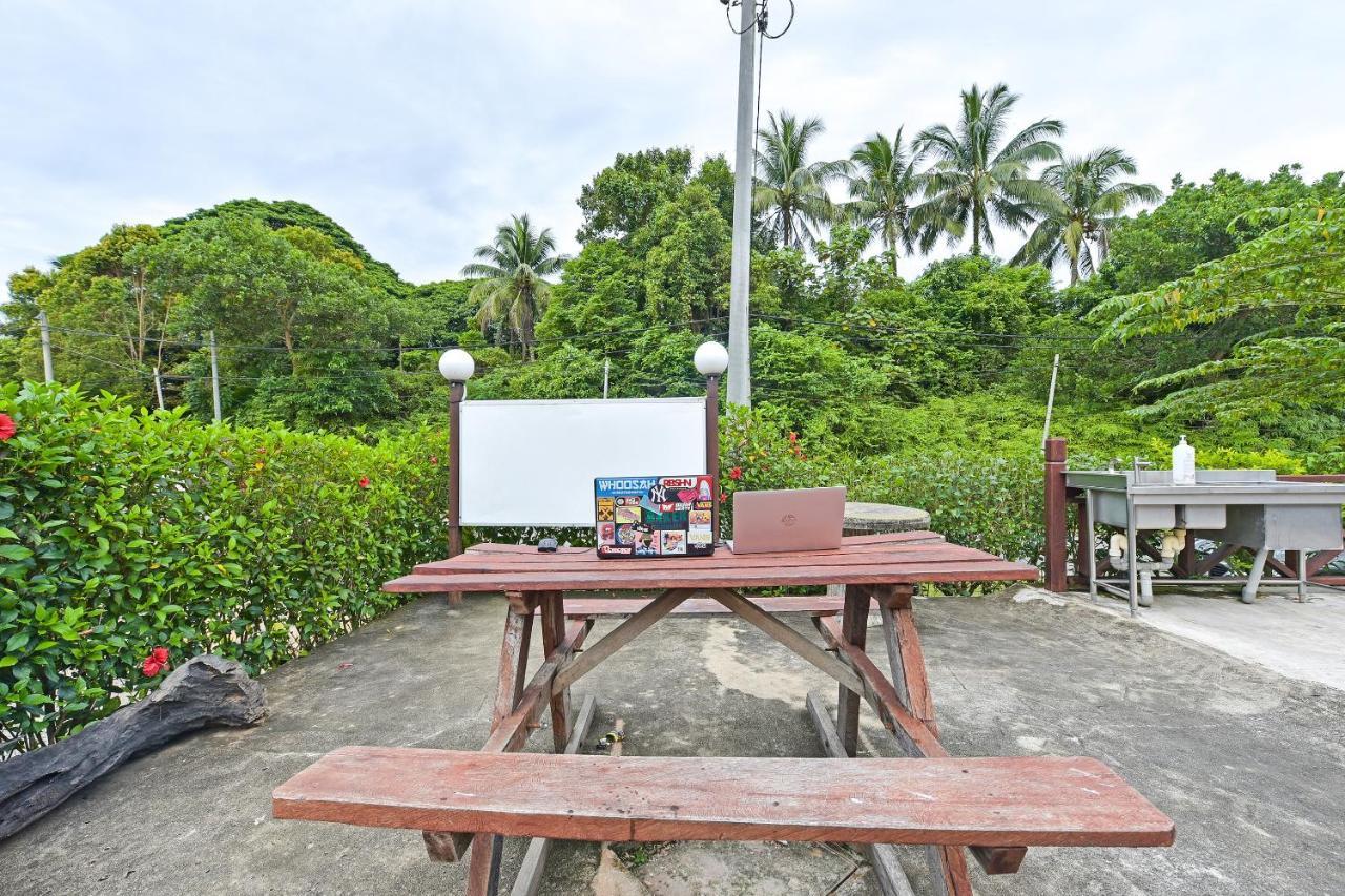 Dtahan Motel Taman Negara Куала-Таган Екстер'єр фото