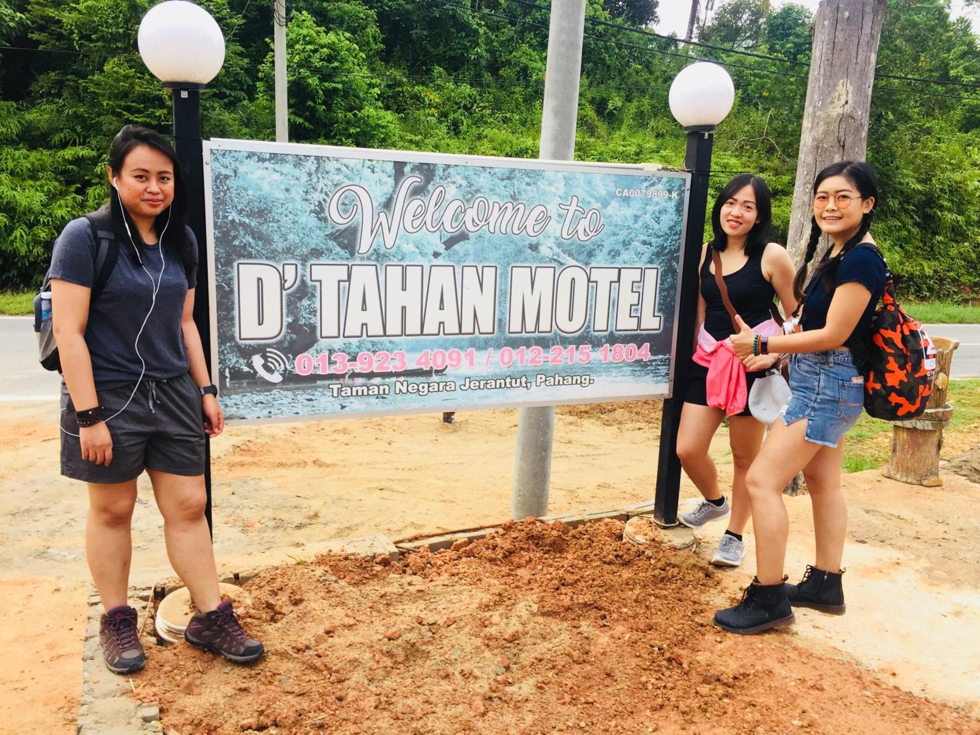 Dtahan Motel Taman Negara Куала-Таган Екстер'єр фото