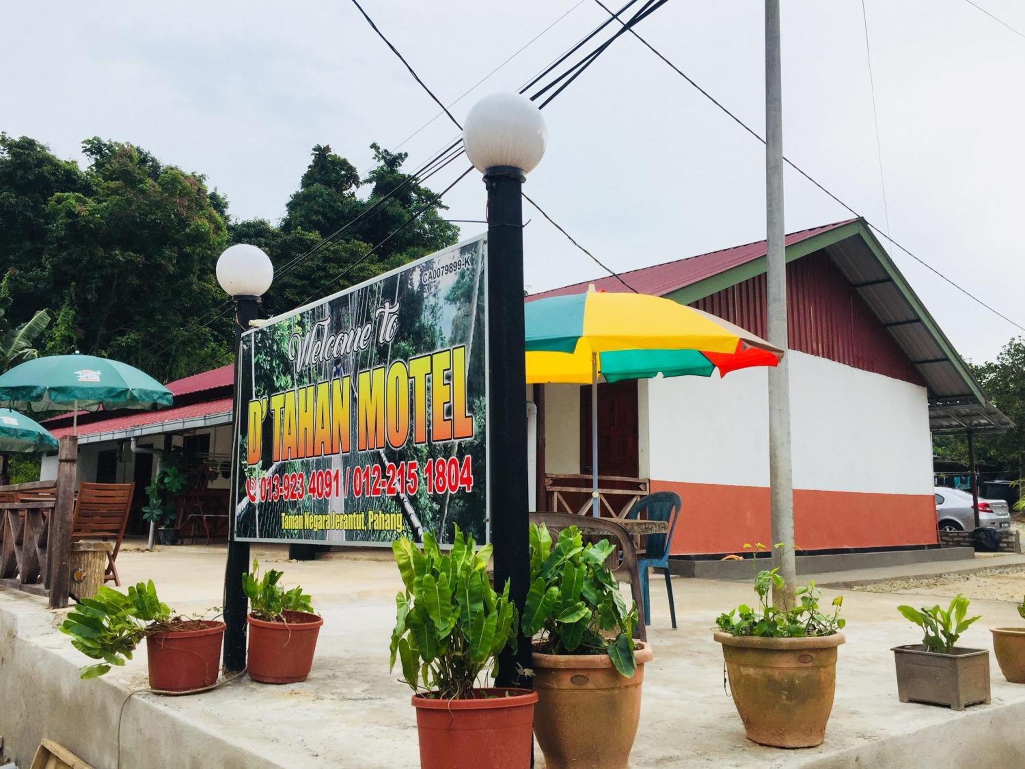 Dtahan Motel Taman Negara Куала-Таган Екстер'єр фото